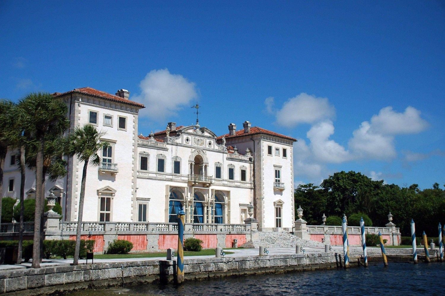 Vizcaya Museum With Dock